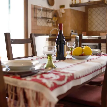 Holiday home Camomilla *